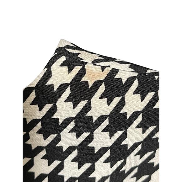 Likely Size 2 Black and White Houndstooth Long Sleeve Midi Dress - Picture 4 of 8